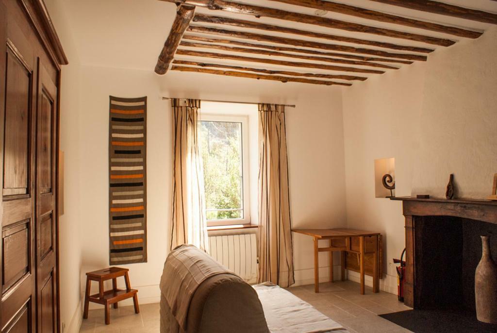 Le Colombier Bed & Breakfast Glandage Exterior photo